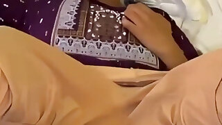 Village Muslim Burka Girl Sex in Oyo Hotel Viral XXX Video Mms