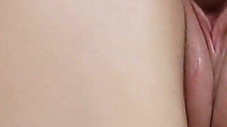 Teen brought to orgasm while licking and putting thick cock in