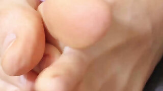 Sexy Teen Footgirl Andrea